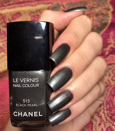 chanel 513 black pearl|SWATCH SUNDAY — Chanel Le Vernis Nail Colour .